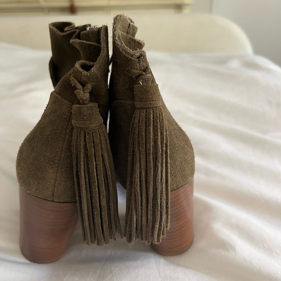 Marc Fischer booty - Picture 2 of 5